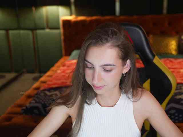 LisaKiss054