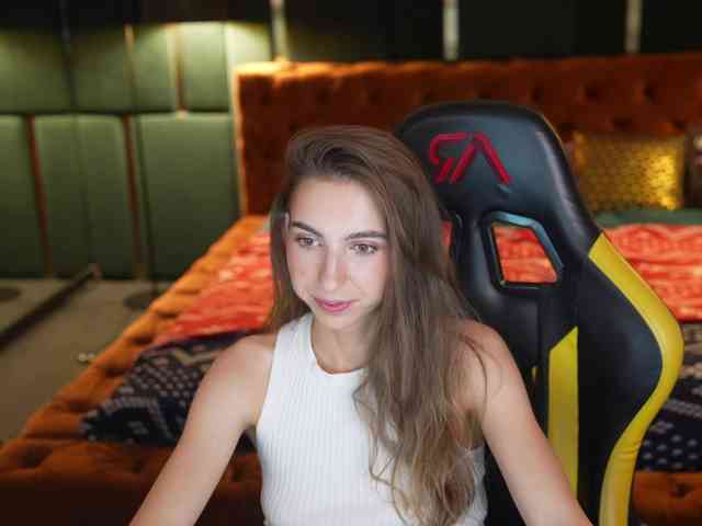 LisaKiss054 webcam