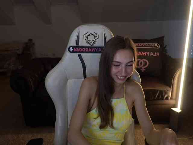 LisaKiss054 webcam