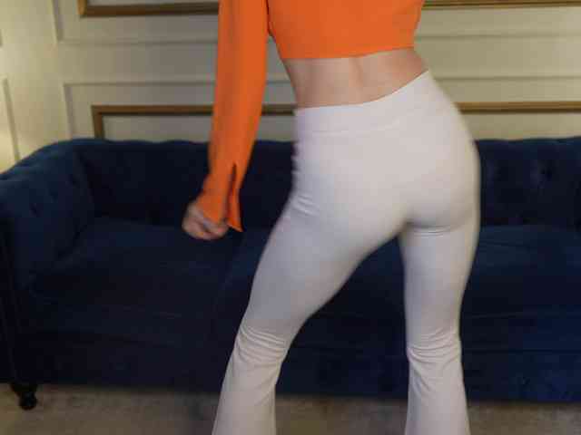 LisaKiss054 webcam