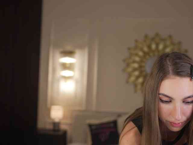 LisaKiss054 webcam