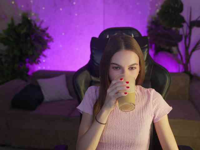 LisaKiss054 webcam