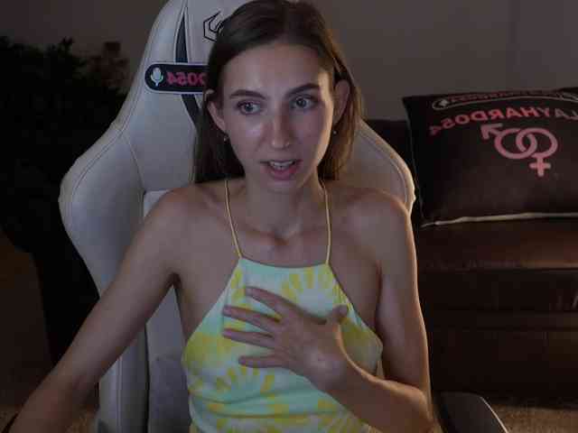 Model: LisaKiss054
