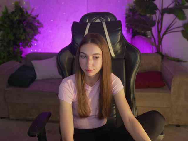 LisaKiss054 webcam