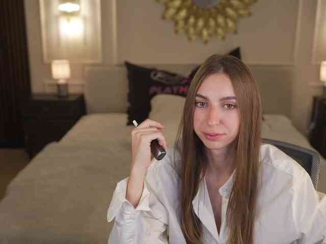 LisaKiss054