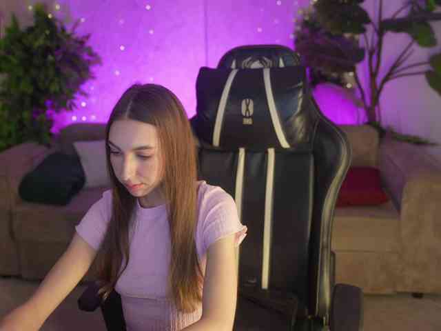 LisaKiss054 webcam