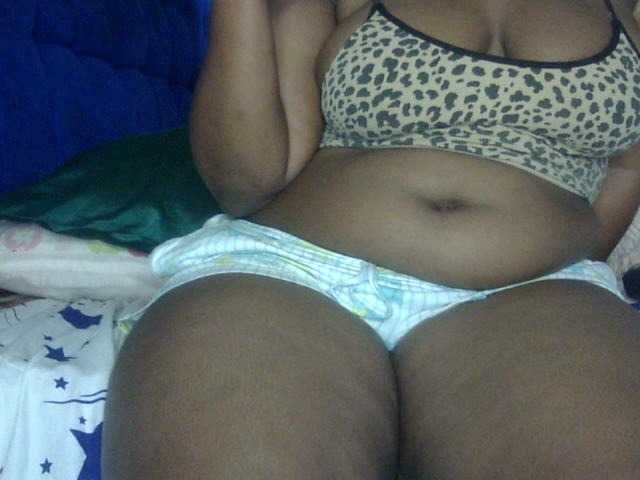 Ass-Queen live cam on BongaCams