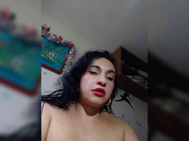 luluwetanal webcam