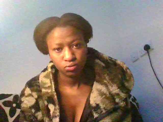 prettiegurlshanie webcam