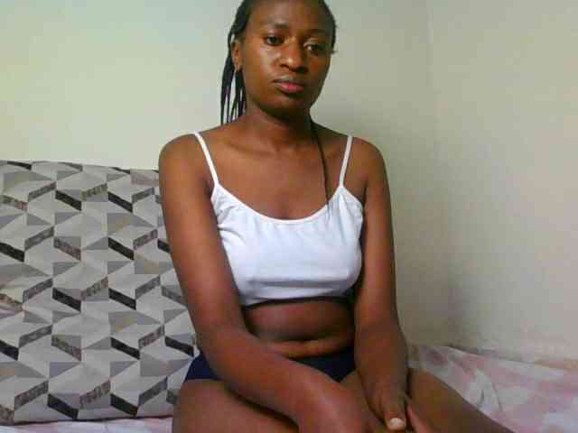 prettiegurlshanie webcam