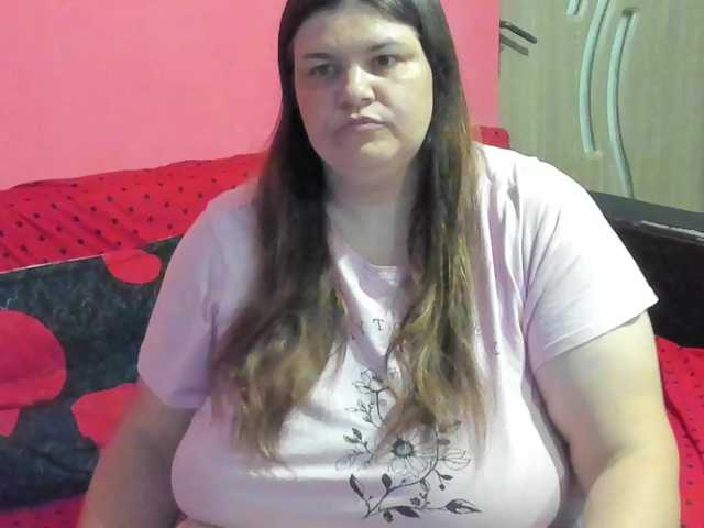 Ionysexylipspussy live webcam show
