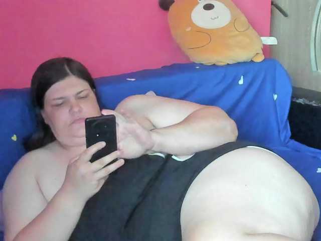 Ionysexylipspussy live cam on BongaCams