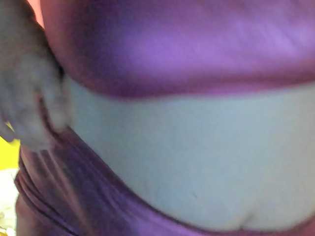 Ionysexylipspussy live cam on BongaCams