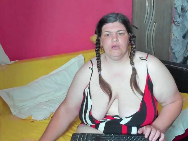 Ionysexylipspussy