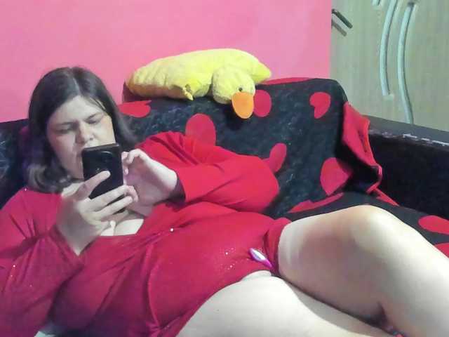 Ionysexylipspussy
