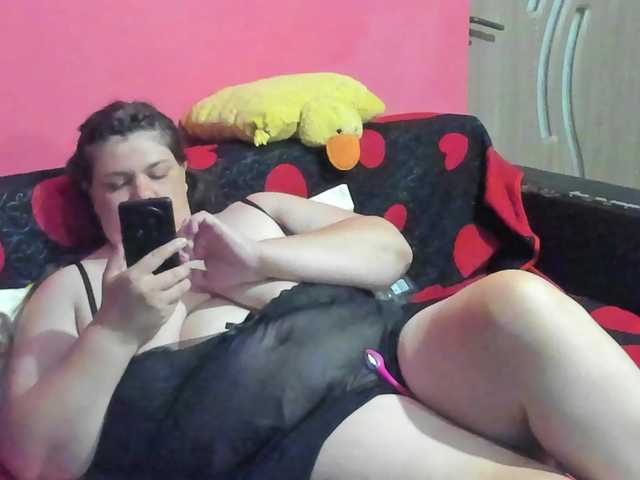 Ionysexylipspussy