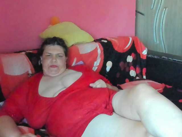 Ionysexylipspussy