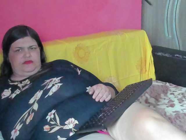 Ionysexylipspussy