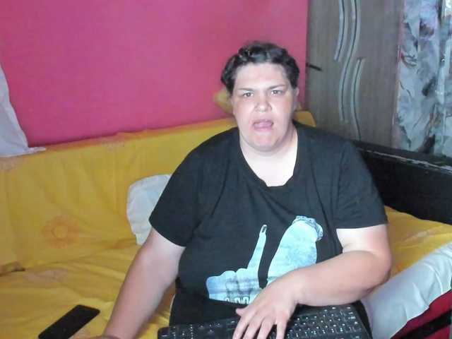 Ionysexylipspussy