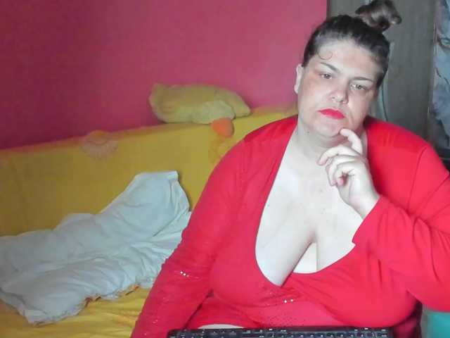 Ionysexylipspussy