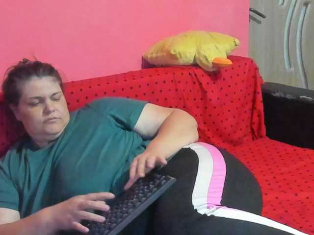 Ionysexylipspussy, en vivo ahora en BongaCams