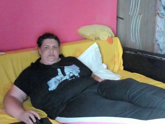 Ionysexylipspussy live cam on BongaCams