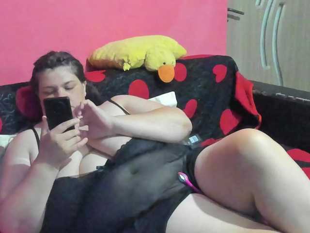 Ionysexylipspussy