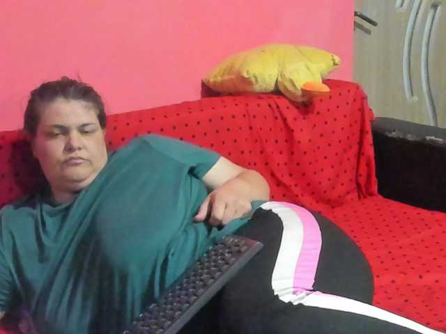 Ionysexylipspussy live cam preview