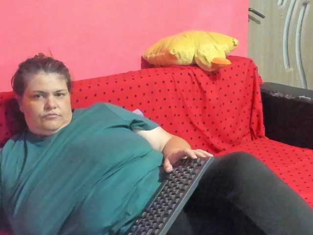 Ionysexylipspussy