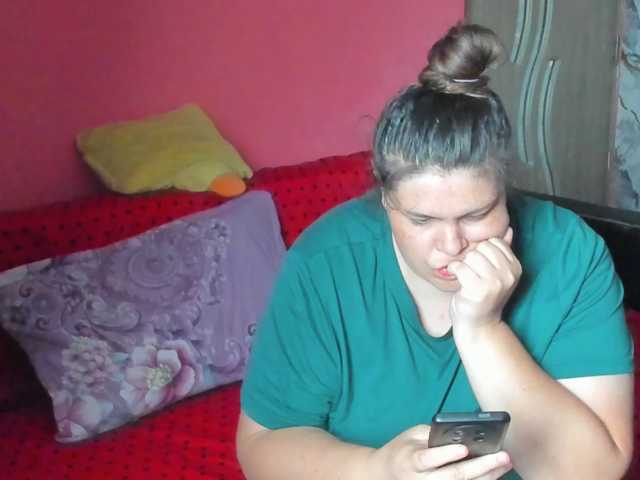 Ionysexylipspussy, live now on BongaCams