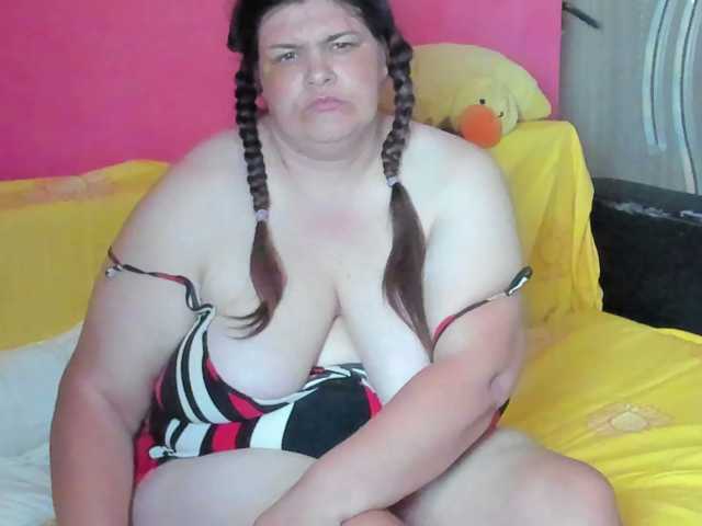 Ionysexylipspussy live cam on BongaCams