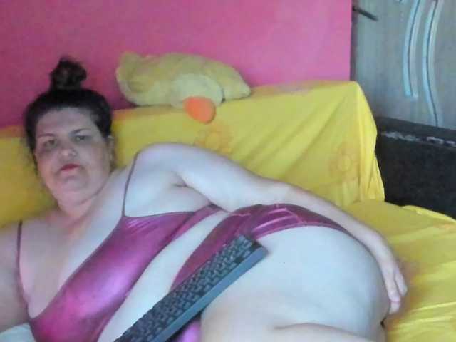 Ionysexylipspussy