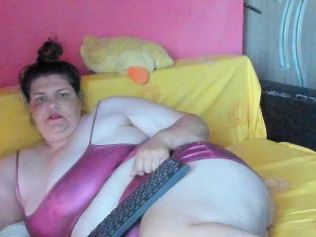Ionysexylipspussy, live now on BongaCams