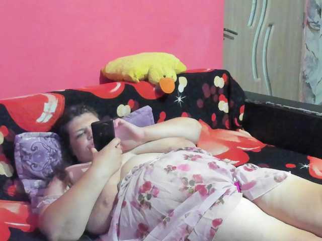 Ionysexylipspussy