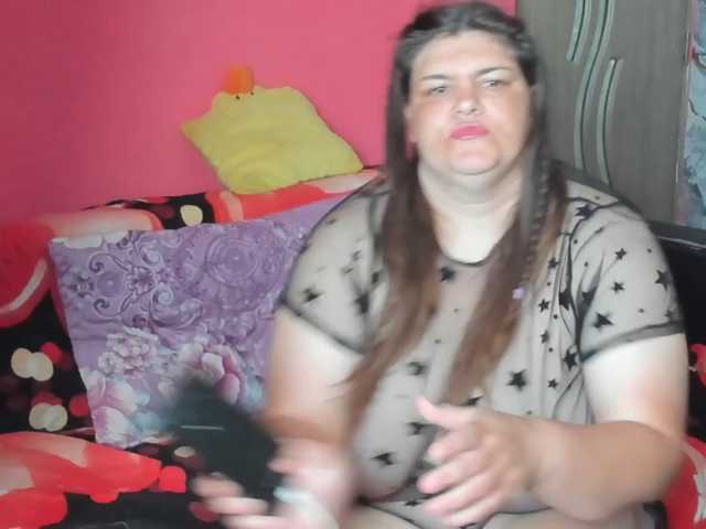 Ionysexylipspussy