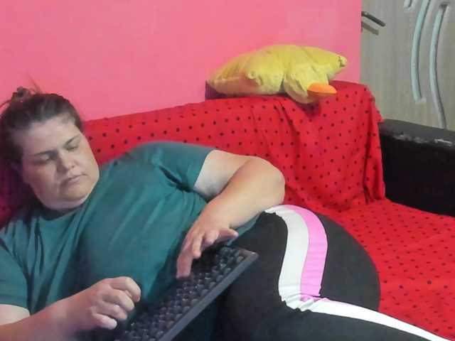 Ionysexylipspussy
