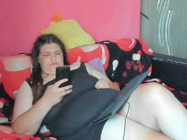 Ionysexylipspussy