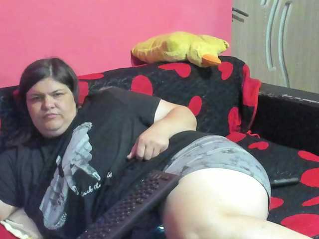 Ionysexylipspussy