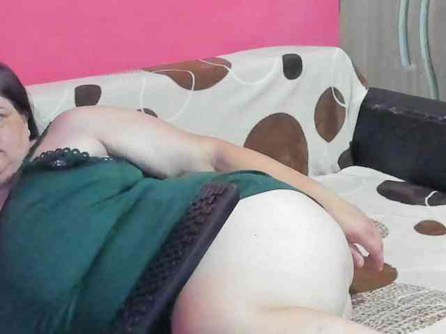 Ionysexylipspussy webcam