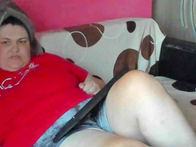 Ionysexylipspussy
