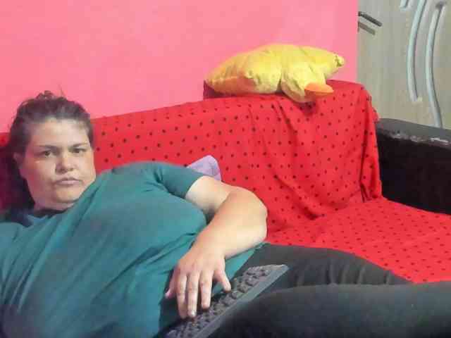 Ionysexylipspussy