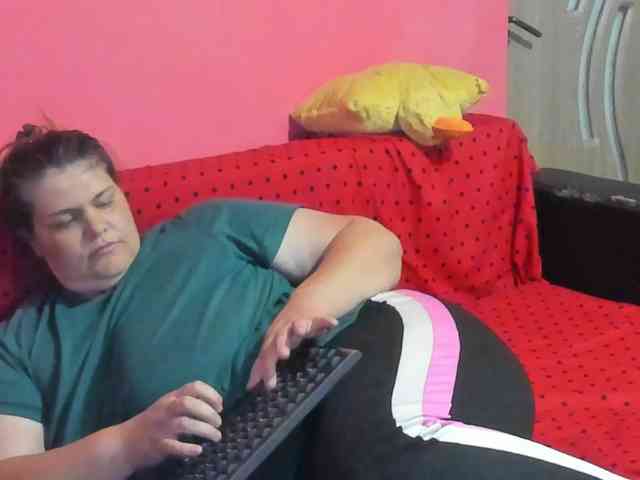 Ionysexylipspussy