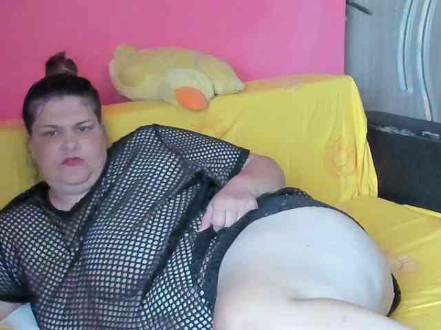 Ionysexylipspussy