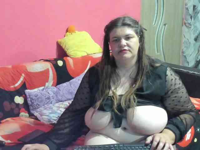 Ionysexylipspussy