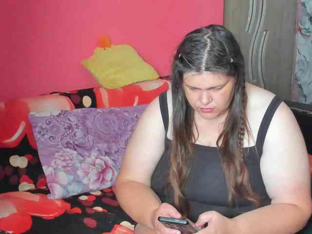Ionysexylipspussy webcam