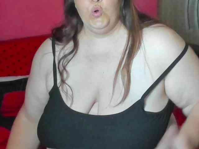 Ionysexylipspussy webcam