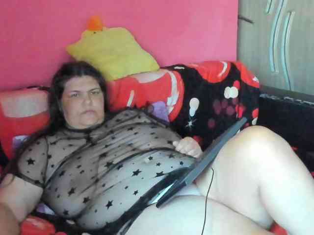 Ionysexylipspussy webcam