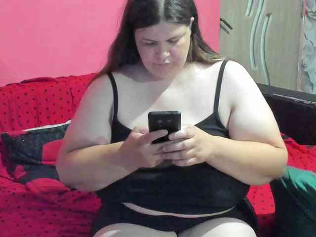 Ionysexylipspussy webcam