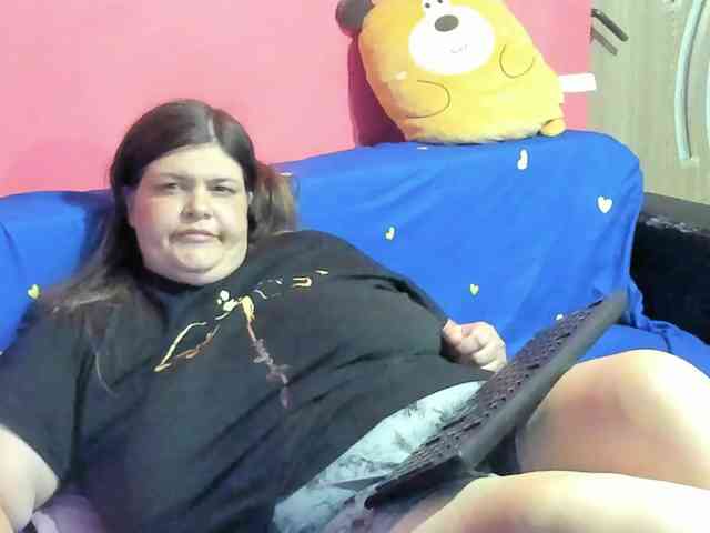 Ionysexylipspussy