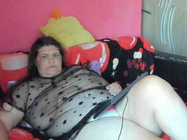 Ionysexylipspussy webcam
